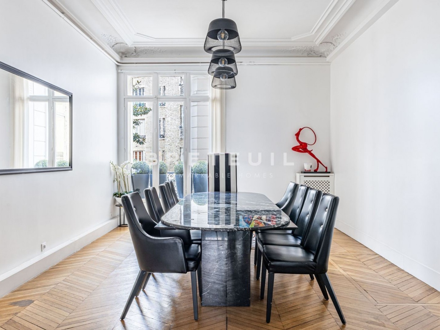 Appartement à vendre - 7 pièces - 193m2 - Paris 16e (75016)
