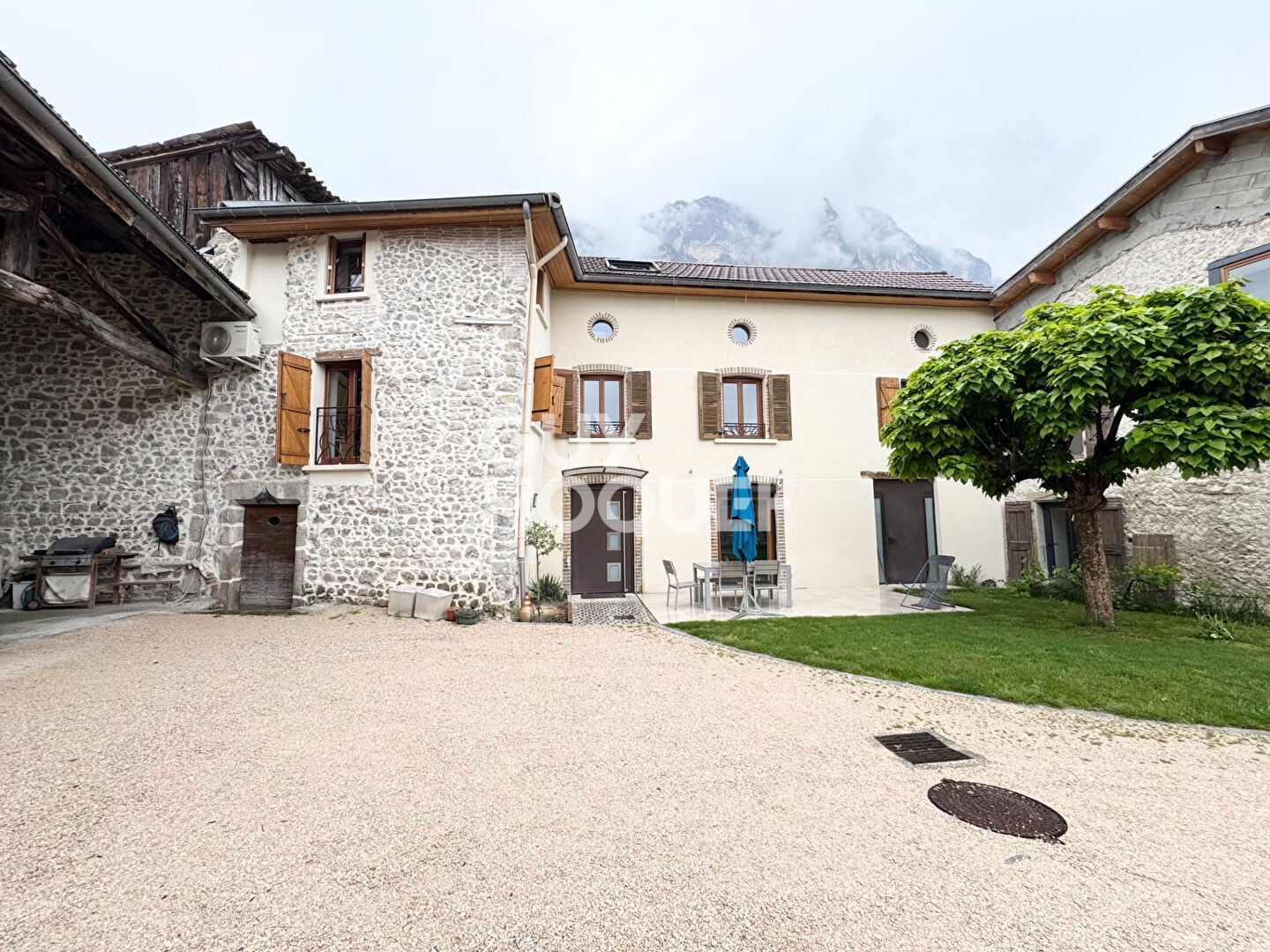 Maison à vendre - 5 pièces - 137m2 - Crolles (38920)