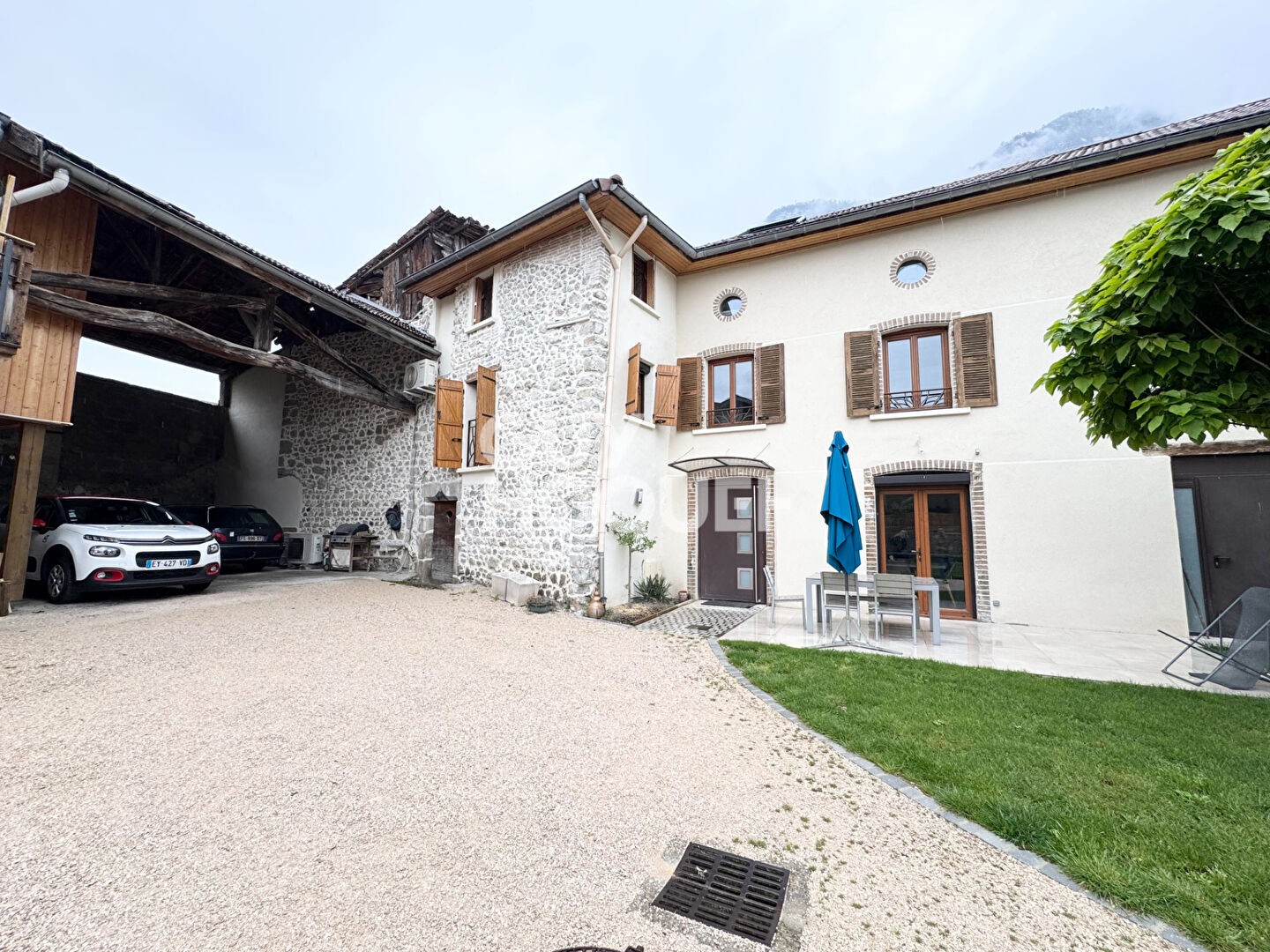 Maison à vendre - 5 pièces - 137m2 - Crolles (38920)