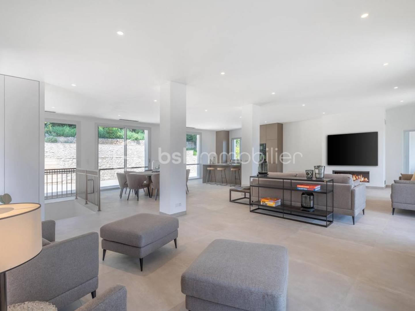 Maison à vendre - 6 pièces - 243m2 - Mougins (06250)