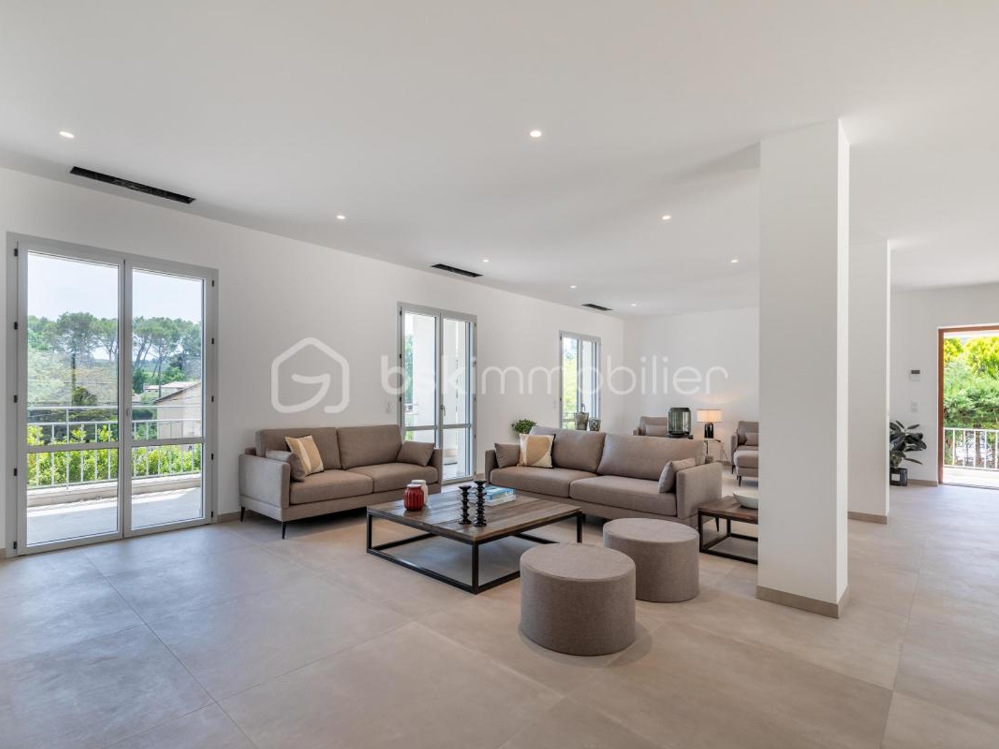 Maison à vendre - 6 pièces - 243m2 - Mougins (06250)