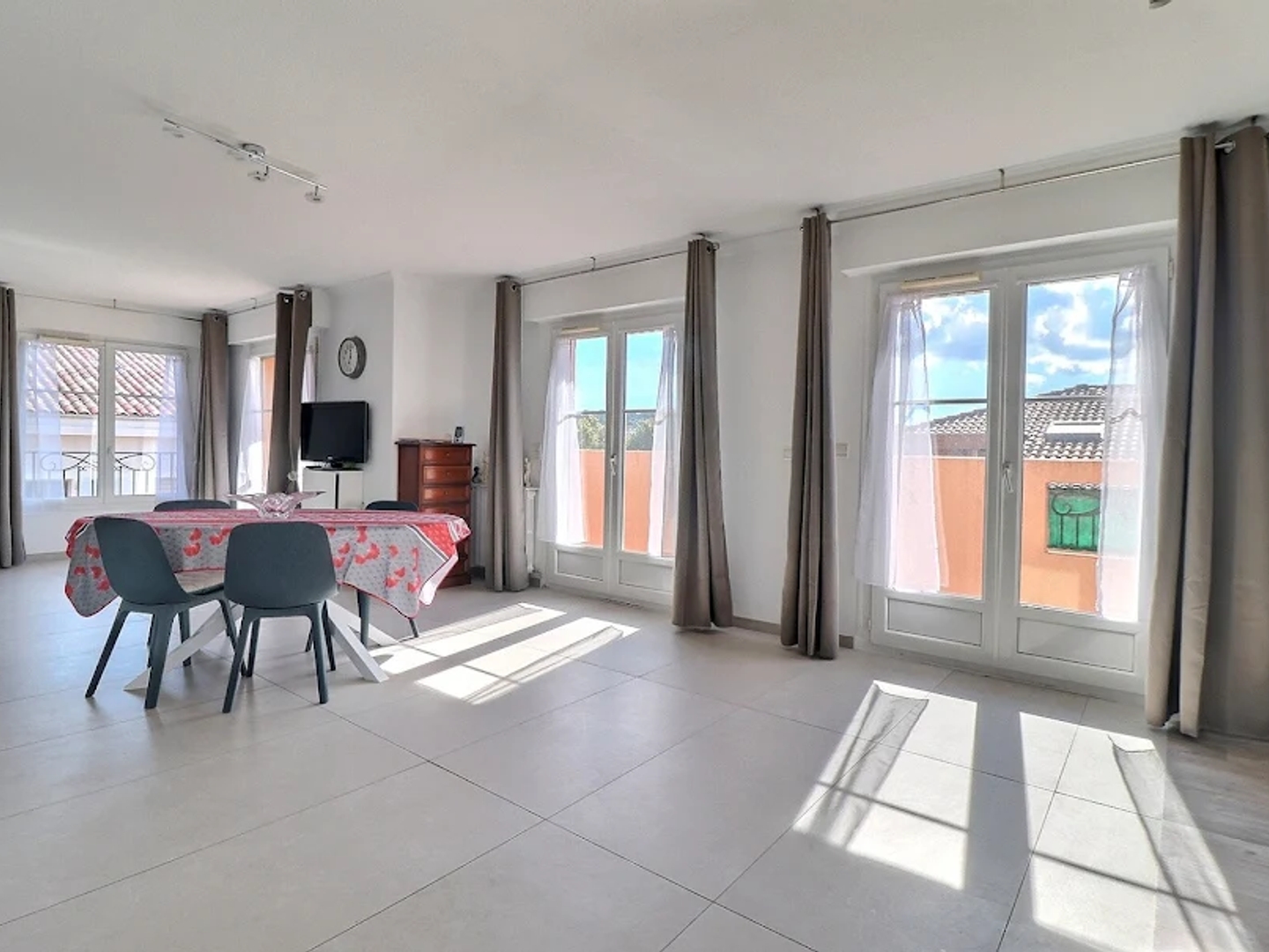 Appartement à vendre - 4 pièces - 89m2 - Sanary-Sur-Mer (83110)