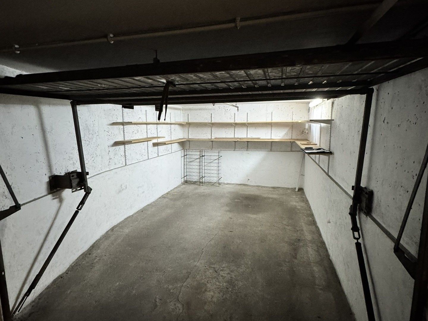Parking / garage / box à vendre - 17m2 - Paris 15e (75015)