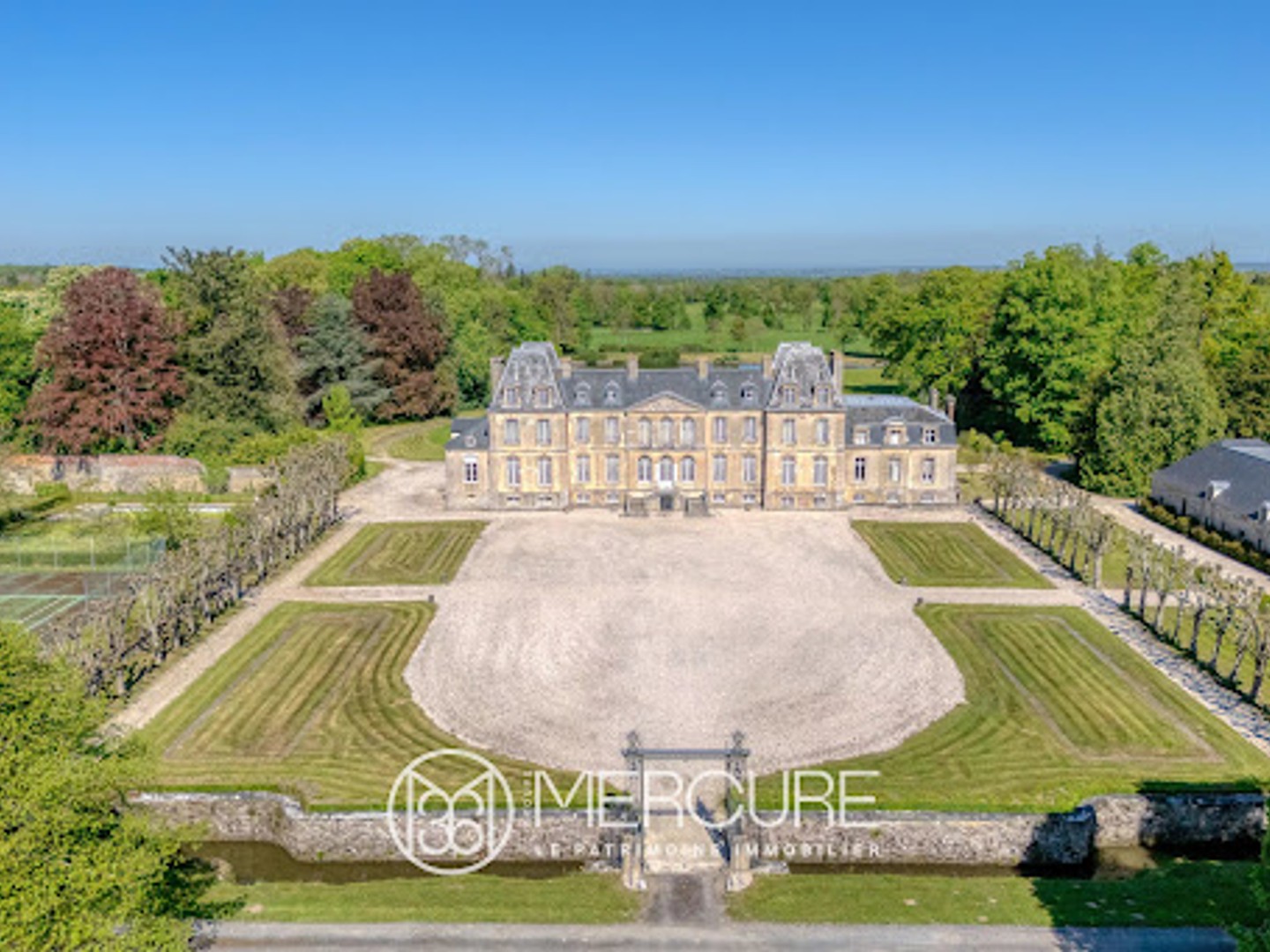 Maison à vendre - 26 pièces - 1100m2 - Bayeux (14400)