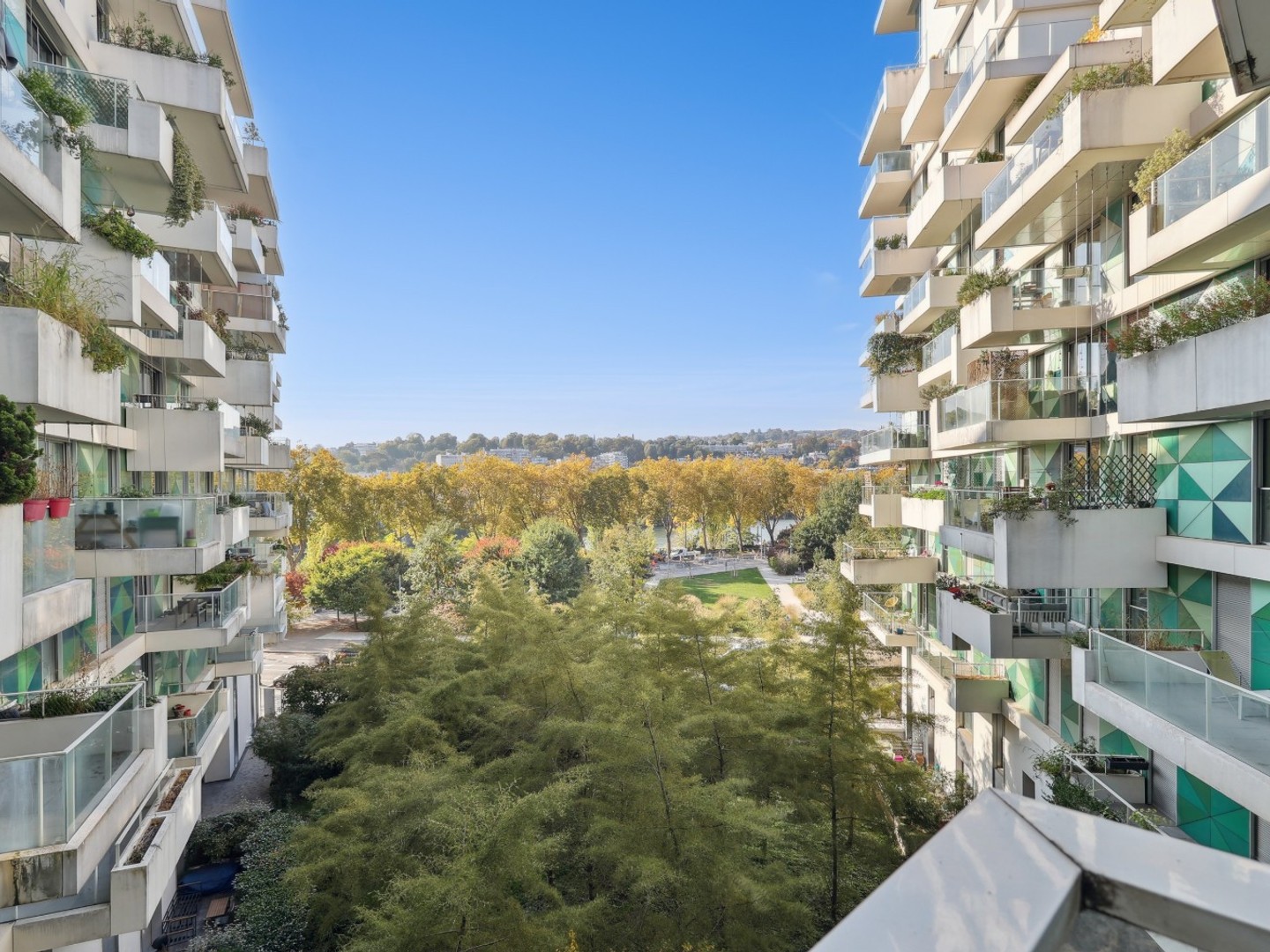 Appartement 3 pièces avec balcon - Boulogne