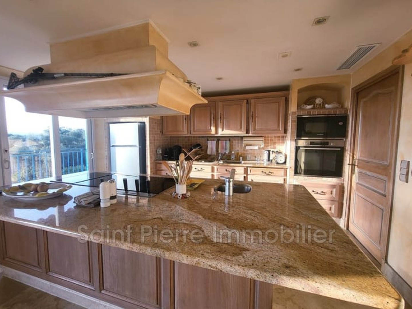 Maison à vendre - 8 pièces - 200m2 - Cagnes-Sur-Mer (06800)