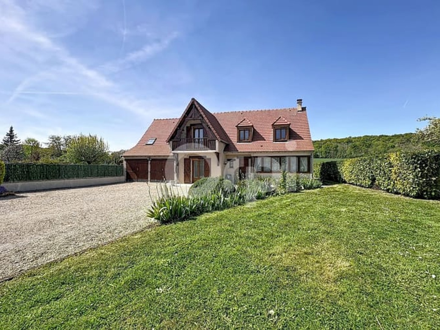Maison à vendre - 6 pièces - 143m2 - Sainte-Colombe (77650)