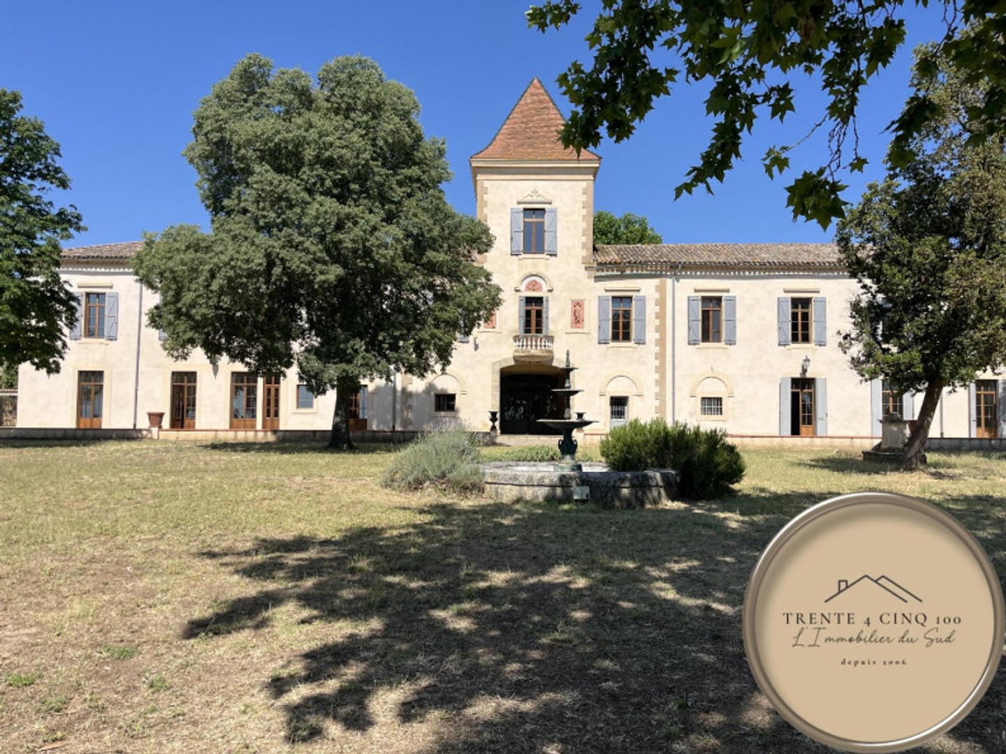 Demeure 14 pièces 693 m²
