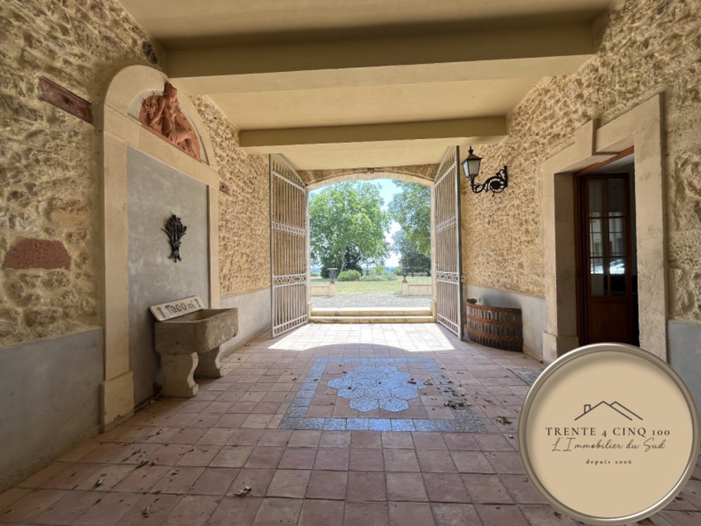Maison à vendre - 14 pièces - 693m2 - Puisserguier (34620)