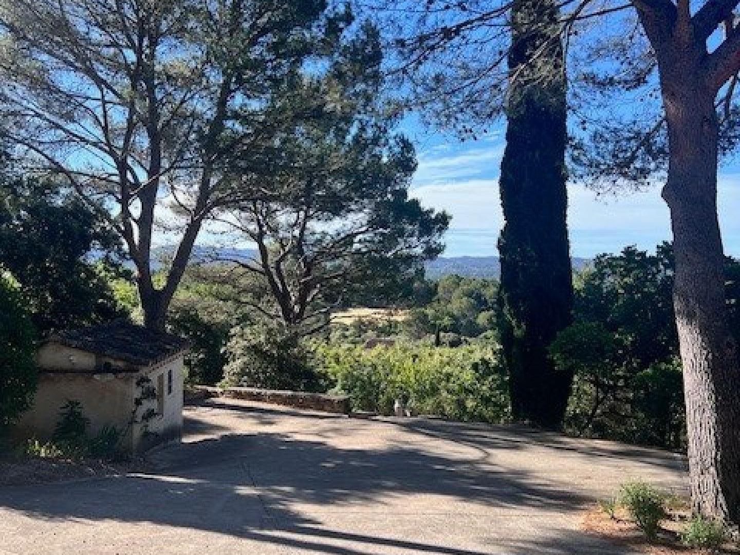 Maison à vendre - 5 pièces - 160m2 - Mérindol (84360)