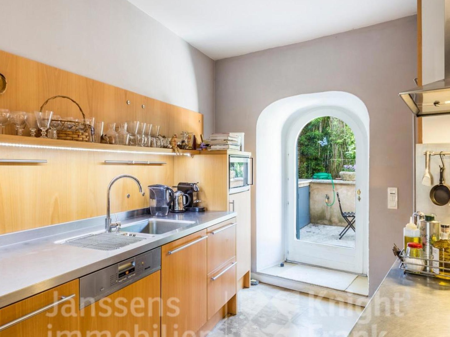 Maison à vendre - 10 pièces - 420m2 - Rustrel (84400)