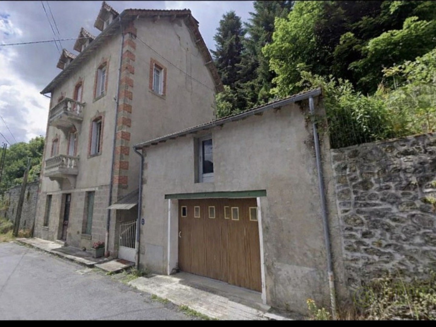 Maison à vendre - 15 pièces - 203m2 - Aubusson (23200)