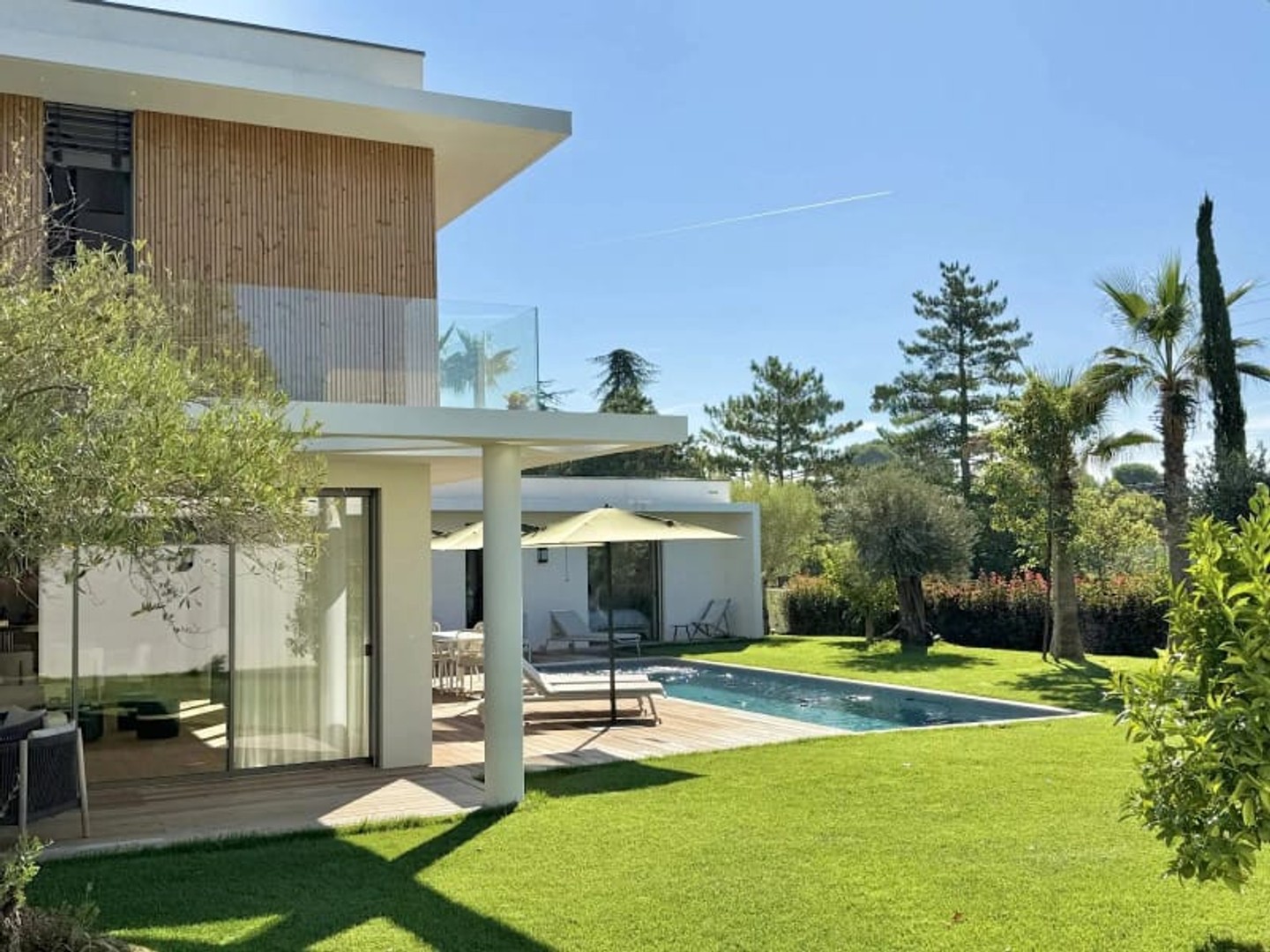 Villa 8 pièces 250 m²