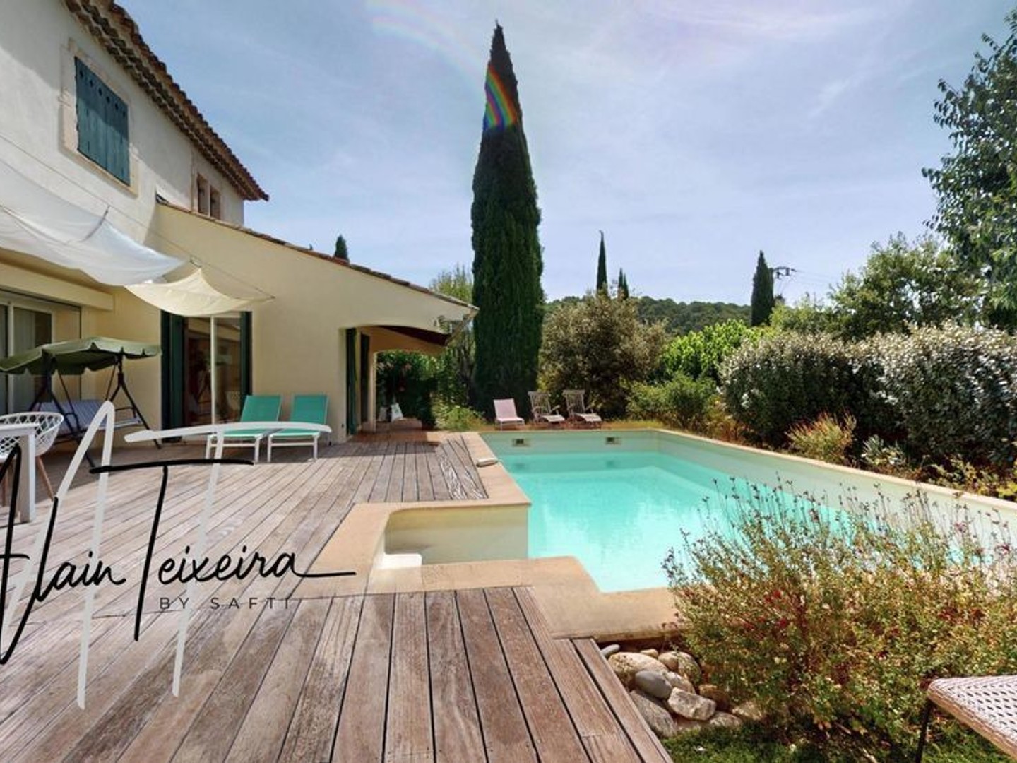 Maison à vendre - 8 pièces - 220m2 - Lorgues (83510)