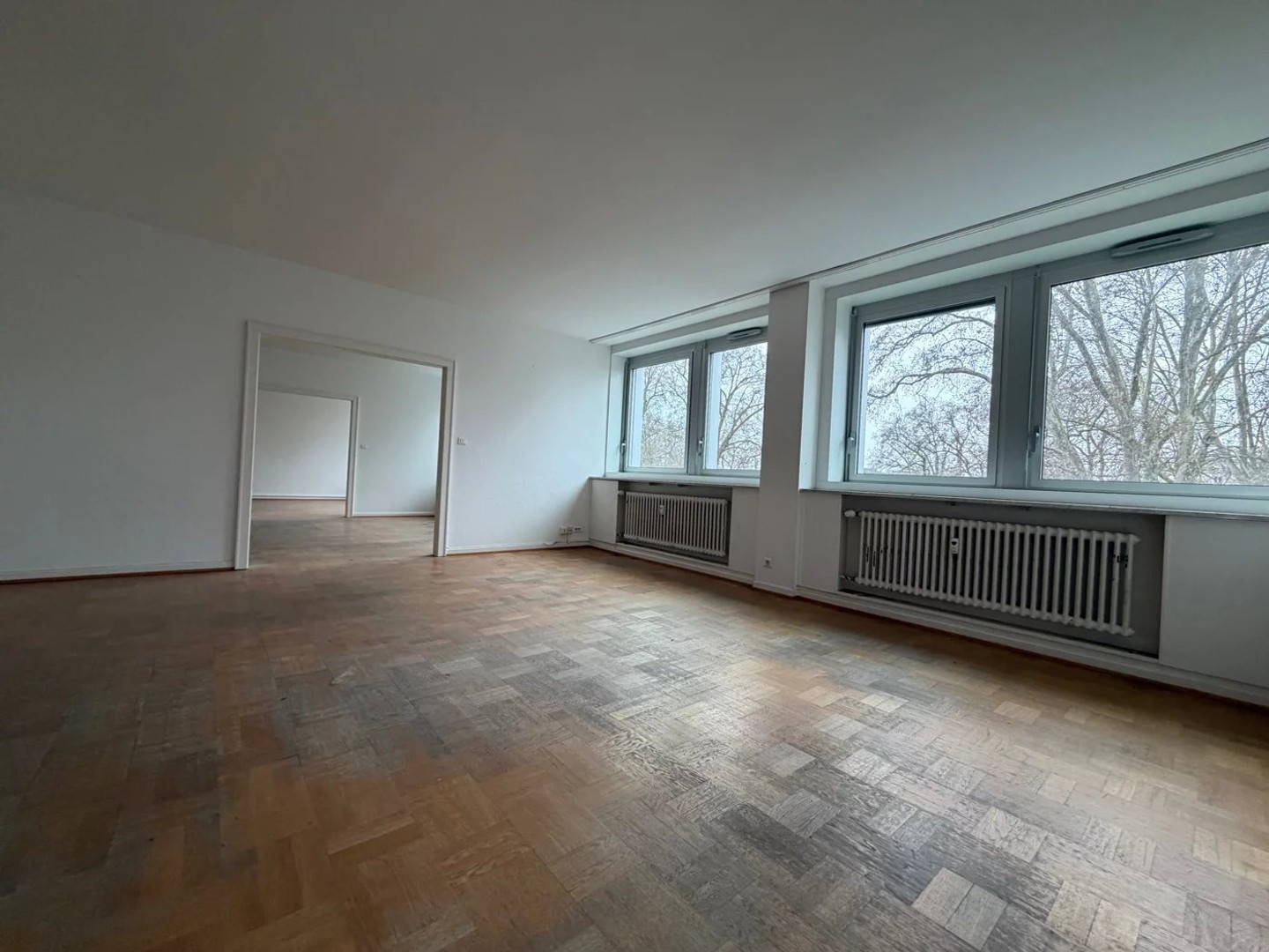 STRASBOURG CONTADES : 5 PIÈCES À RENOVER