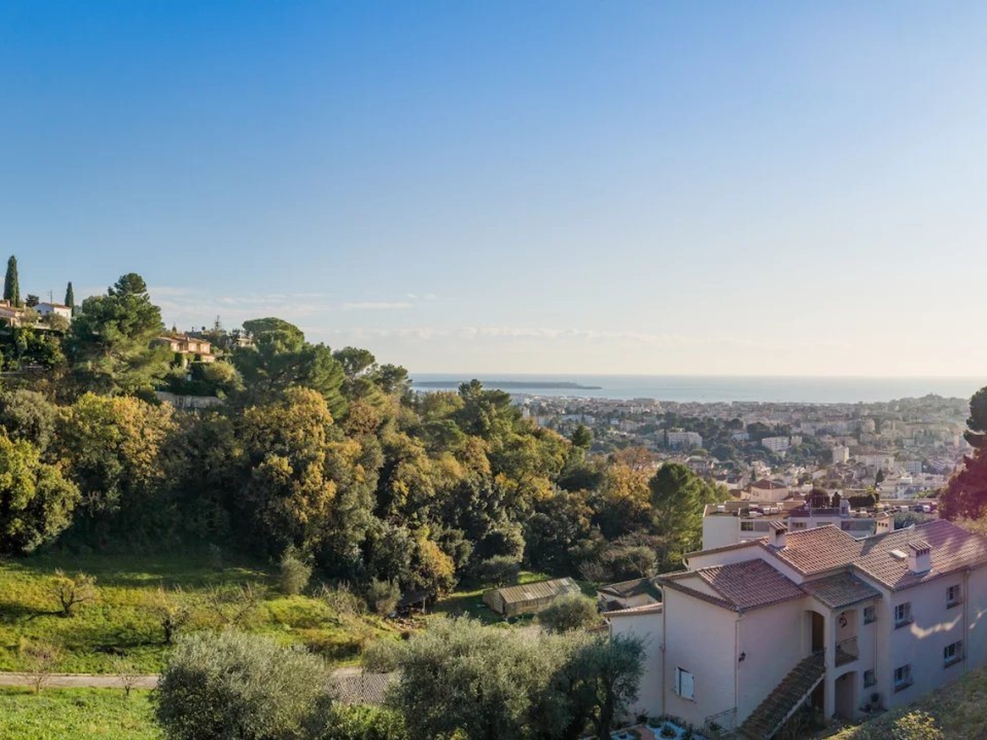 Appartement à vendre - 5 pièces - 133m2 - Le Cannet (06110)