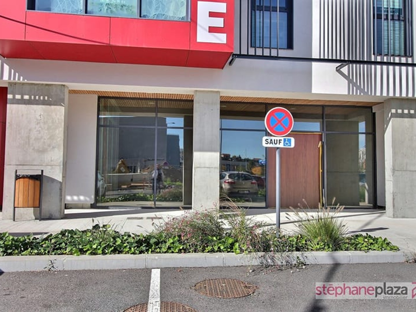 Locaux à vendre - 110m2 - Saint-Just-Saint-... (42170)