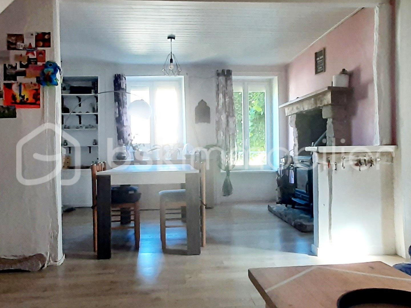 Maison à vendre - 2 pièces - 80m2 - Saint-Martin-De-J... (87200)