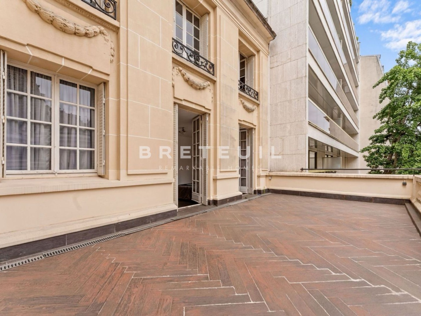 Maison à vendre - 10 pièces - 437m2 - Paris 16e (75016)