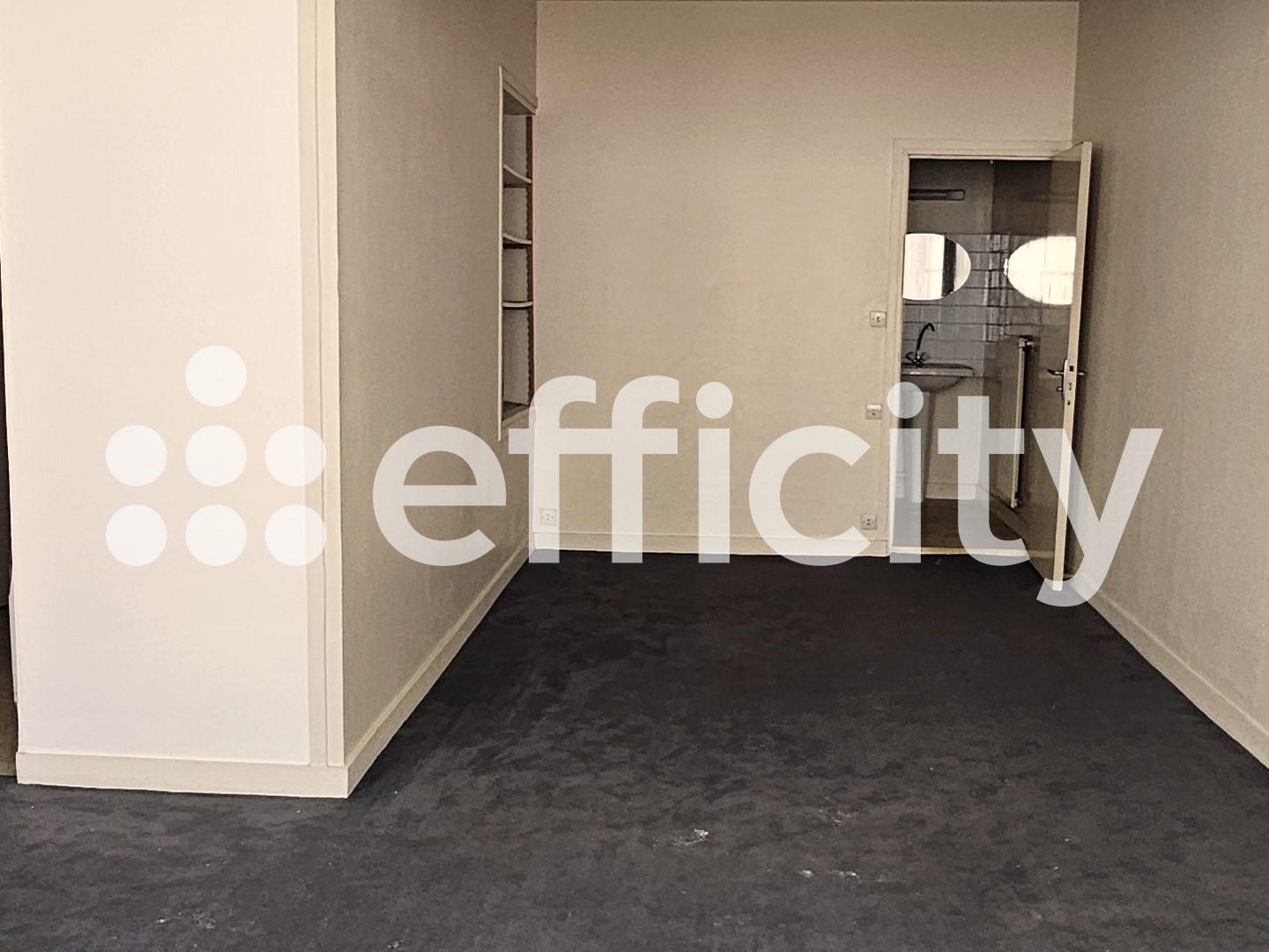 Immeuble à vendre - 9 pièces - 400m2 - Niort (79000)