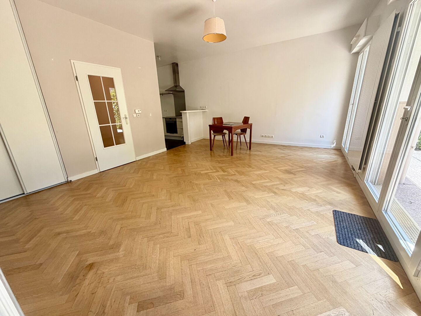 Appartement à vendre - 2 pièces - 56m2 - La Garenne-Colombes (92250)