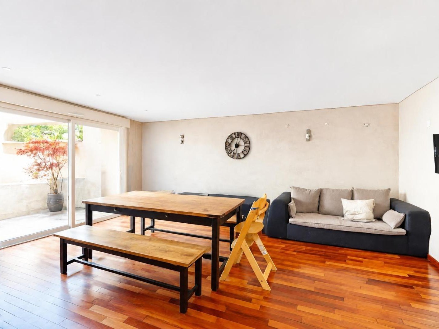 Maison à vendre - 6 pièces - 230m2 - La Chapelle-De-Gu... (71570)