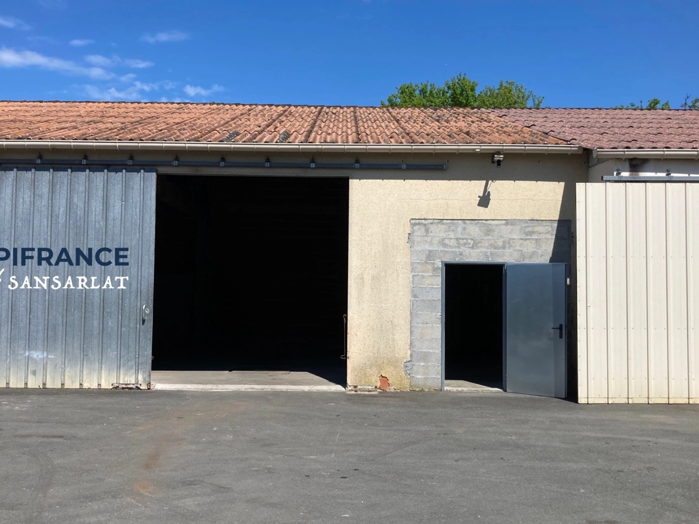 Magasin à vendre - 20 pièces - 108m2 - Saint-André-De-Cu... (33240)
