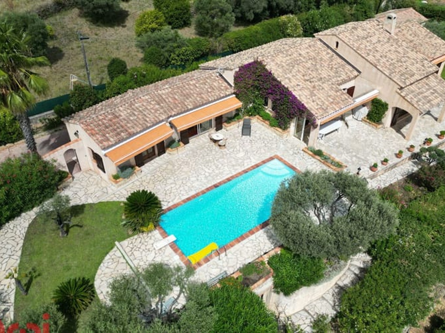 Maison 6 pièces 179 m²