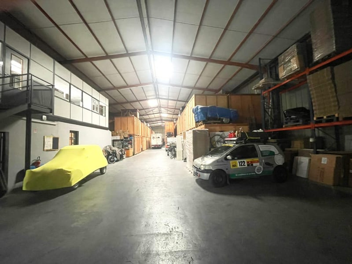 Immeuble à vendre - 950m2 - Aubagne (13400)