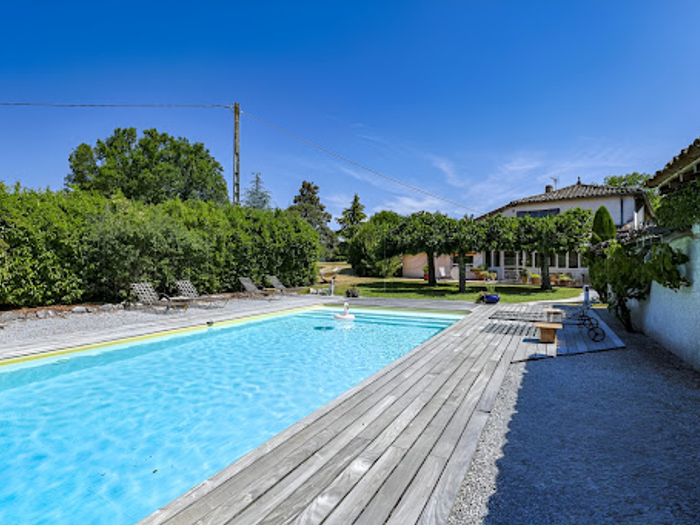Propriété 650 m²