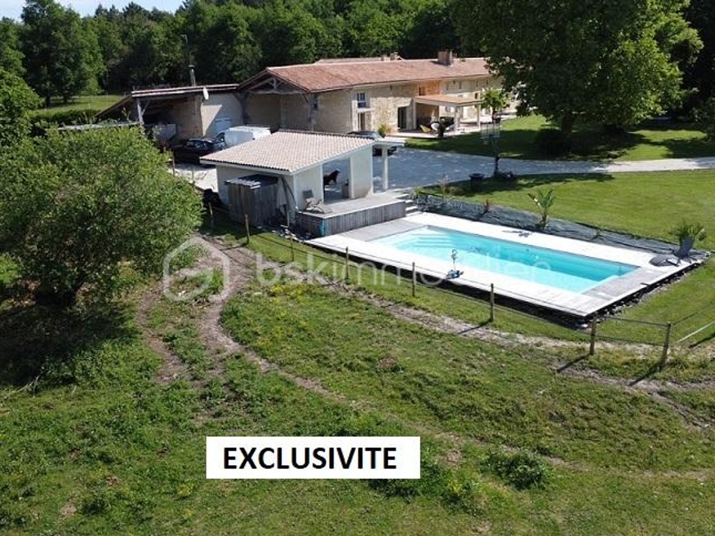 Maison à vendre - 10 pièces - 379m2 - Saint-André-De-Cu... (33240)