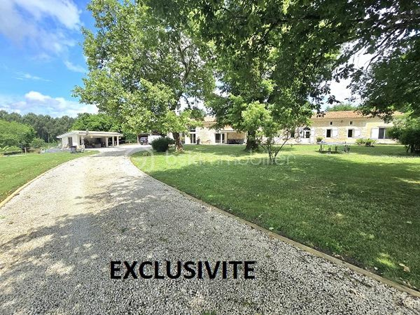 Maison à vendre - 10 pièces - 379m2 - Saint-André-De-Cu... (33240)