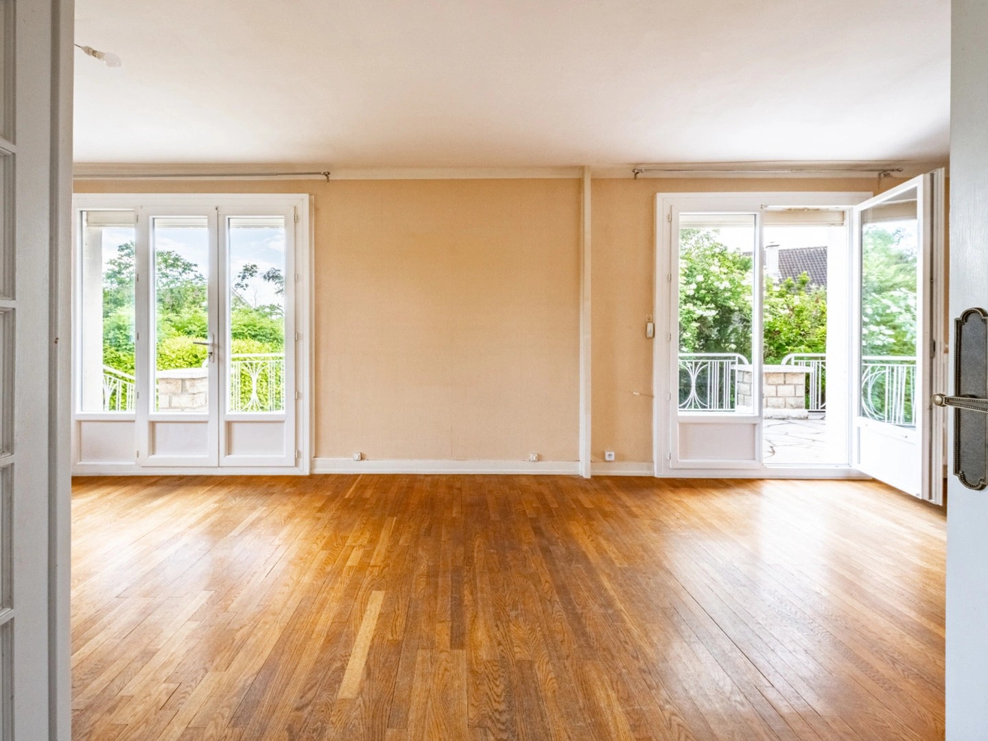 Maison à vendre - 5 pièces - 118m2 - Fontaine-Lès-Dijon (21121)