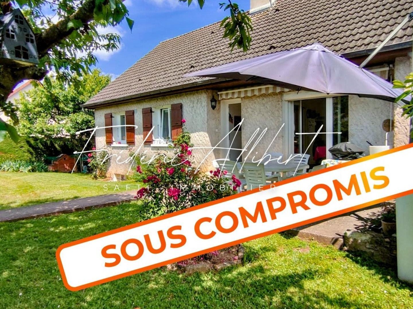 Maison à vendre - 7 pièces - 135m2 - Sennecey-Le-Grand (71240)