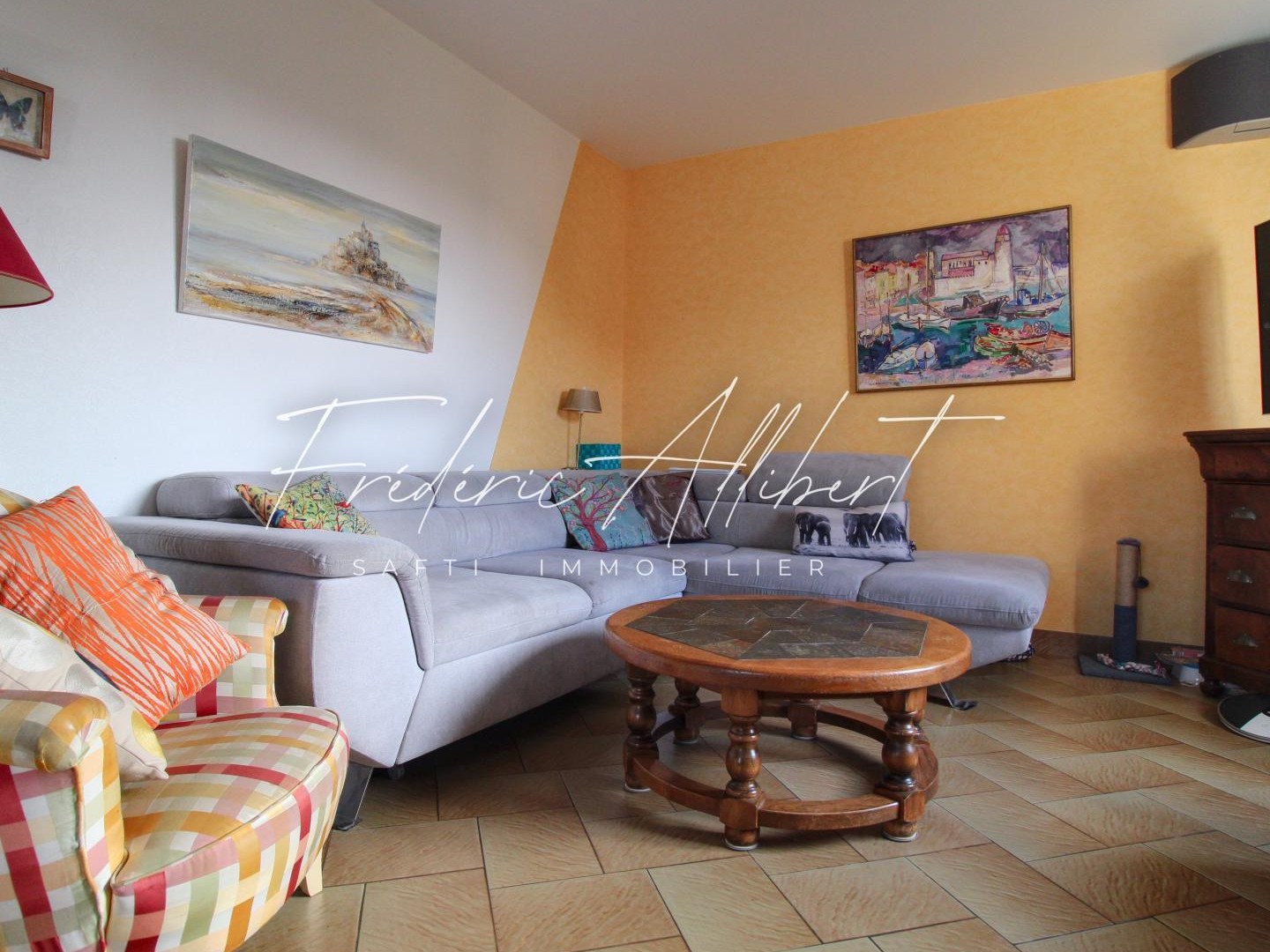 Maison à vendre - 7 pièces - 135m2 - Sennecey-Le-Grand (71240)