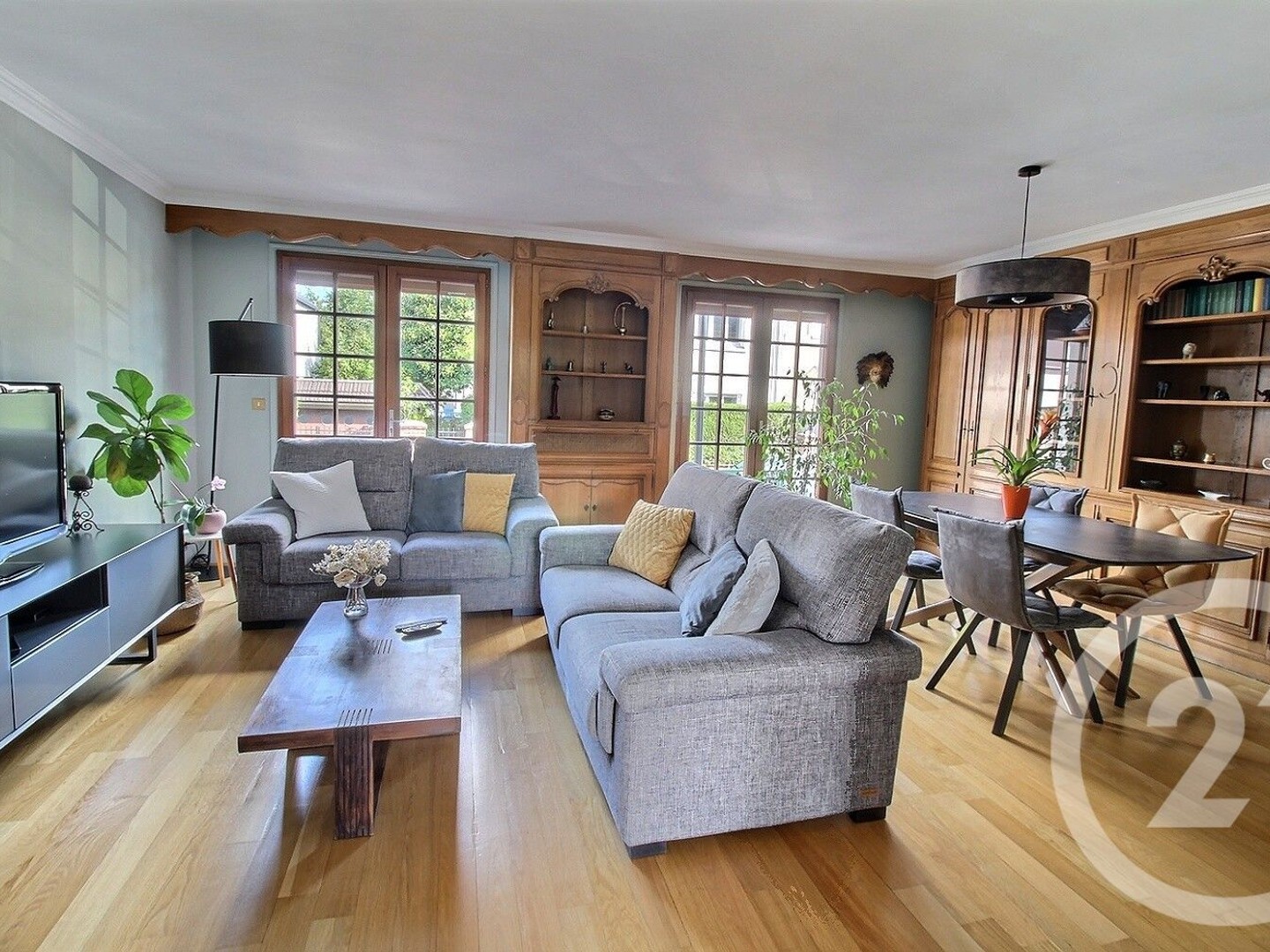 Maison 5 pièces 151 m²