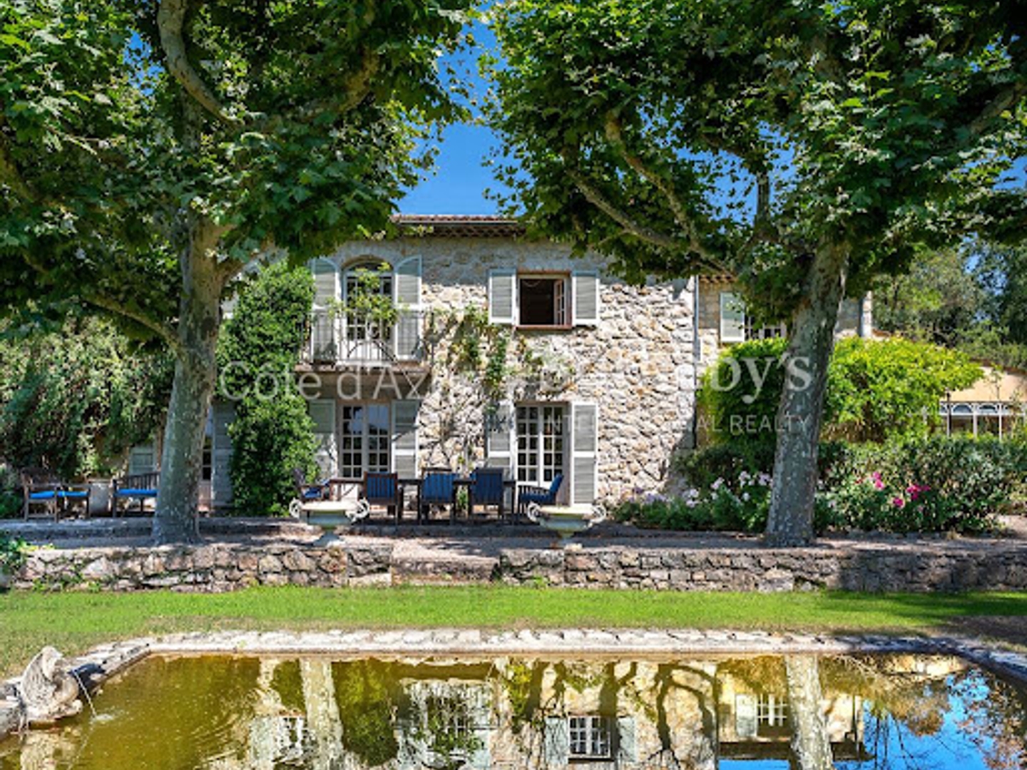 Bastide 12 pièces 344 m²