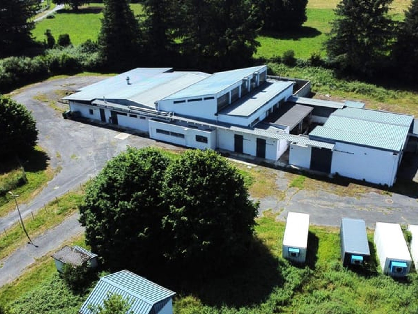 Immeuble commercial 350 m²