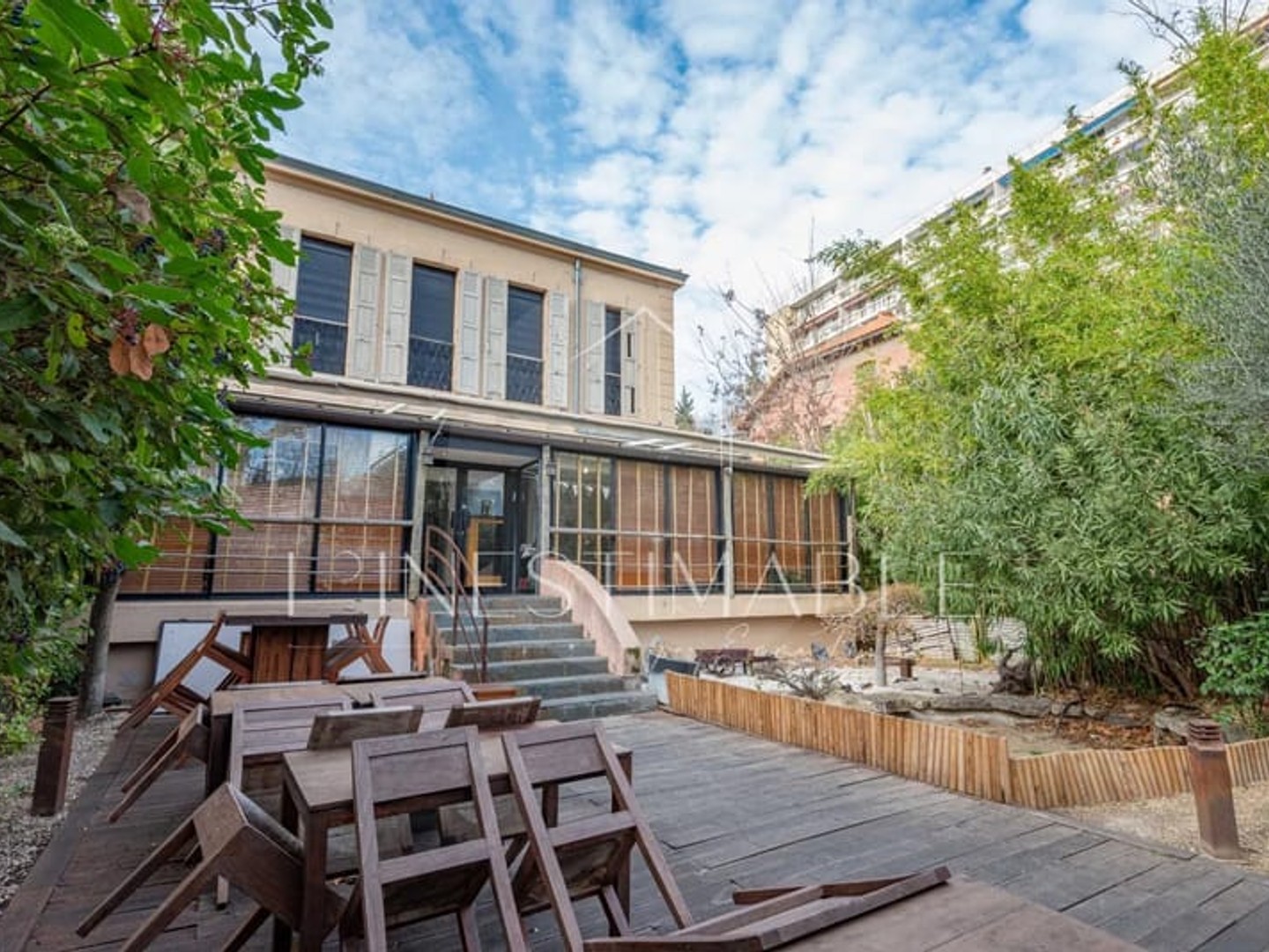 Immeuble à vendre - 296m2 - Aix-En-Provence (13100)