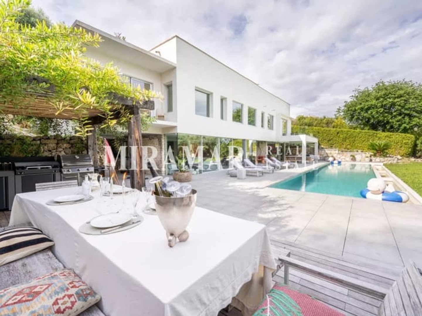 Nice Gairaut / Villa
