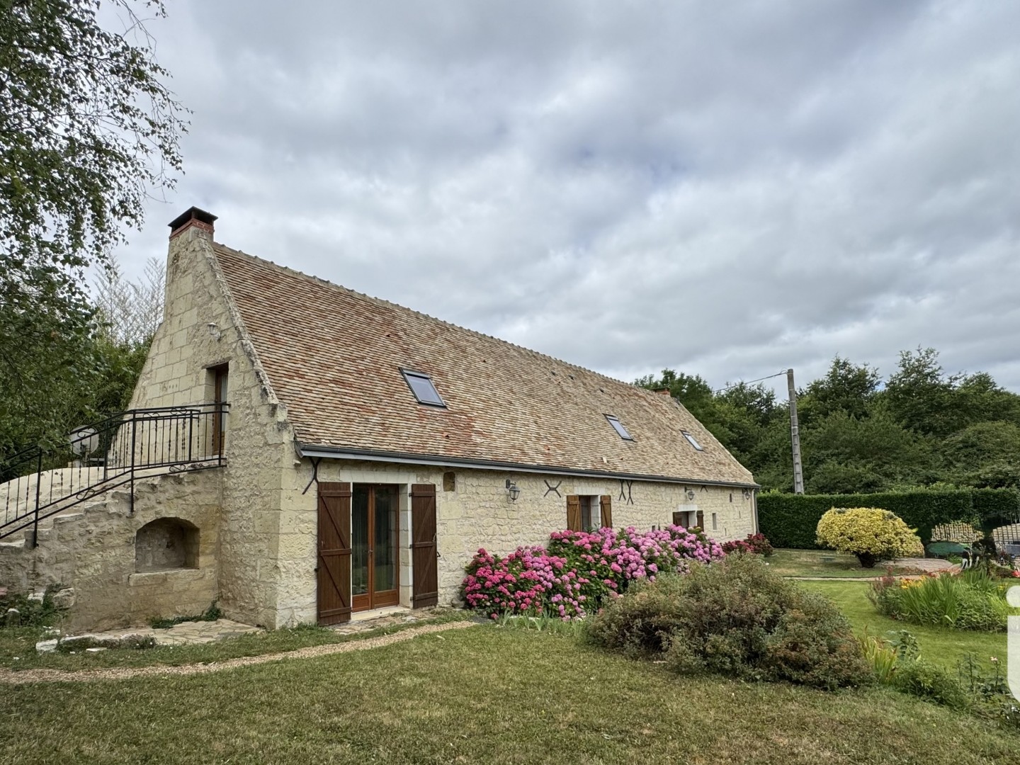 Maison à vendre - 11 pièces - 288m2 - Coteaux-Sur-Loire (37130)