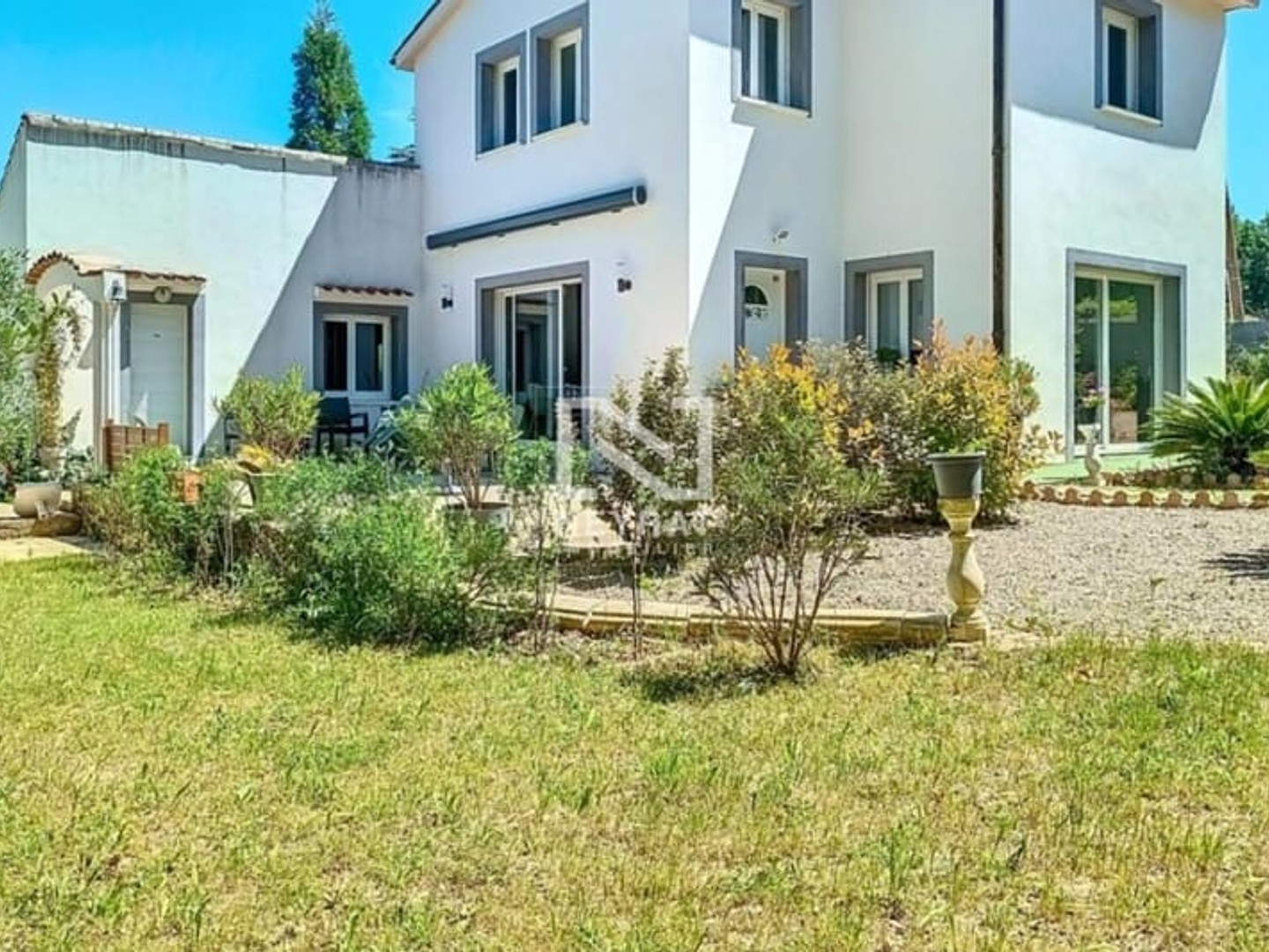 Maison à vendre - 6 pièces - 139m2 - Callian (83440)