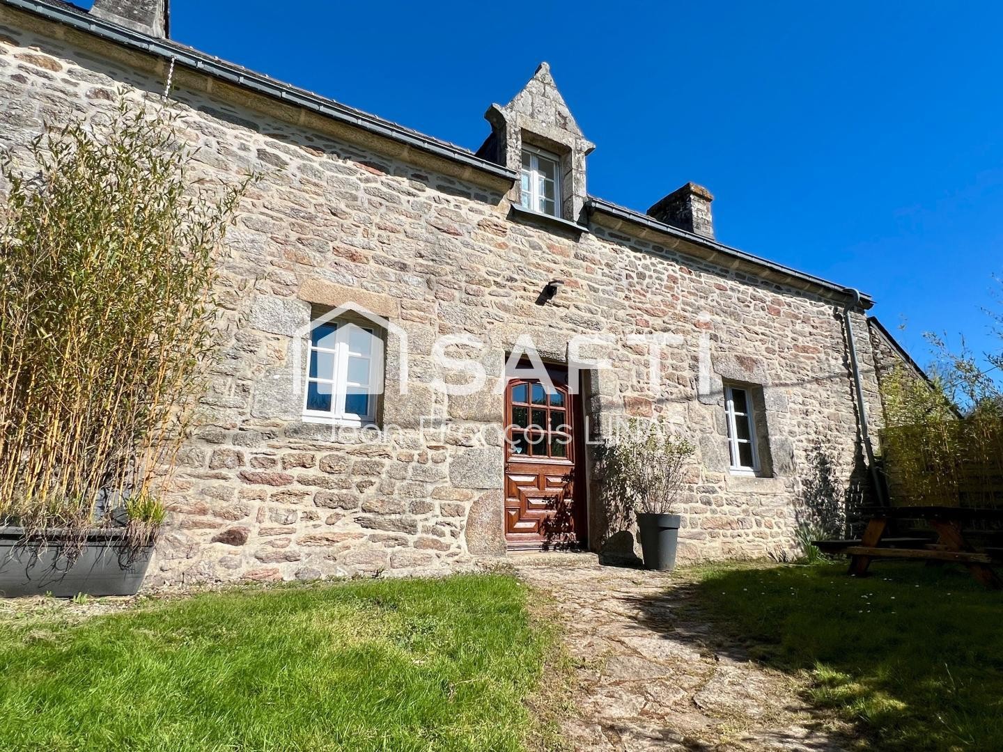 Maison à vendre - 12 pièces - 357m2 - Meucon (56890)
