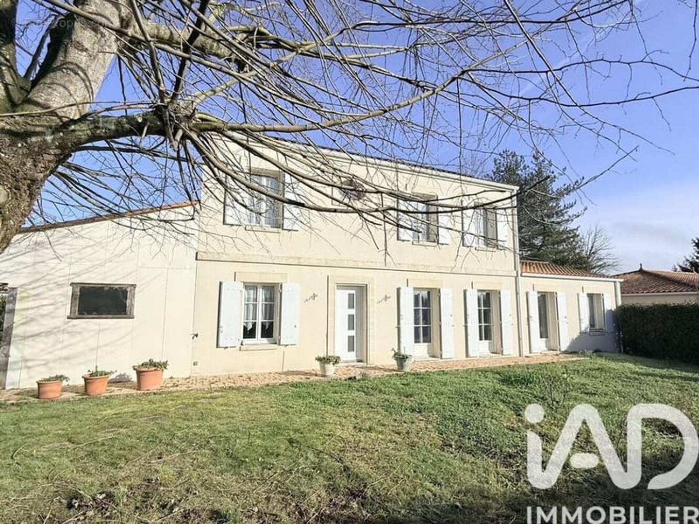 Maison à vendre - 6 pièces - 135m2 - Saint-Genis-De-Sa... (17240)