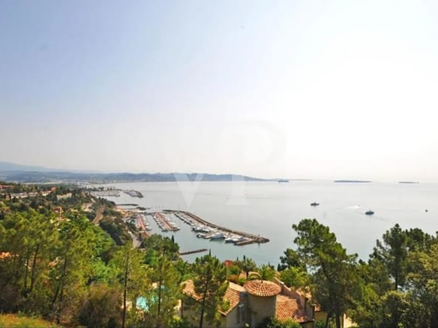 Villa 9 pièces 315 m²