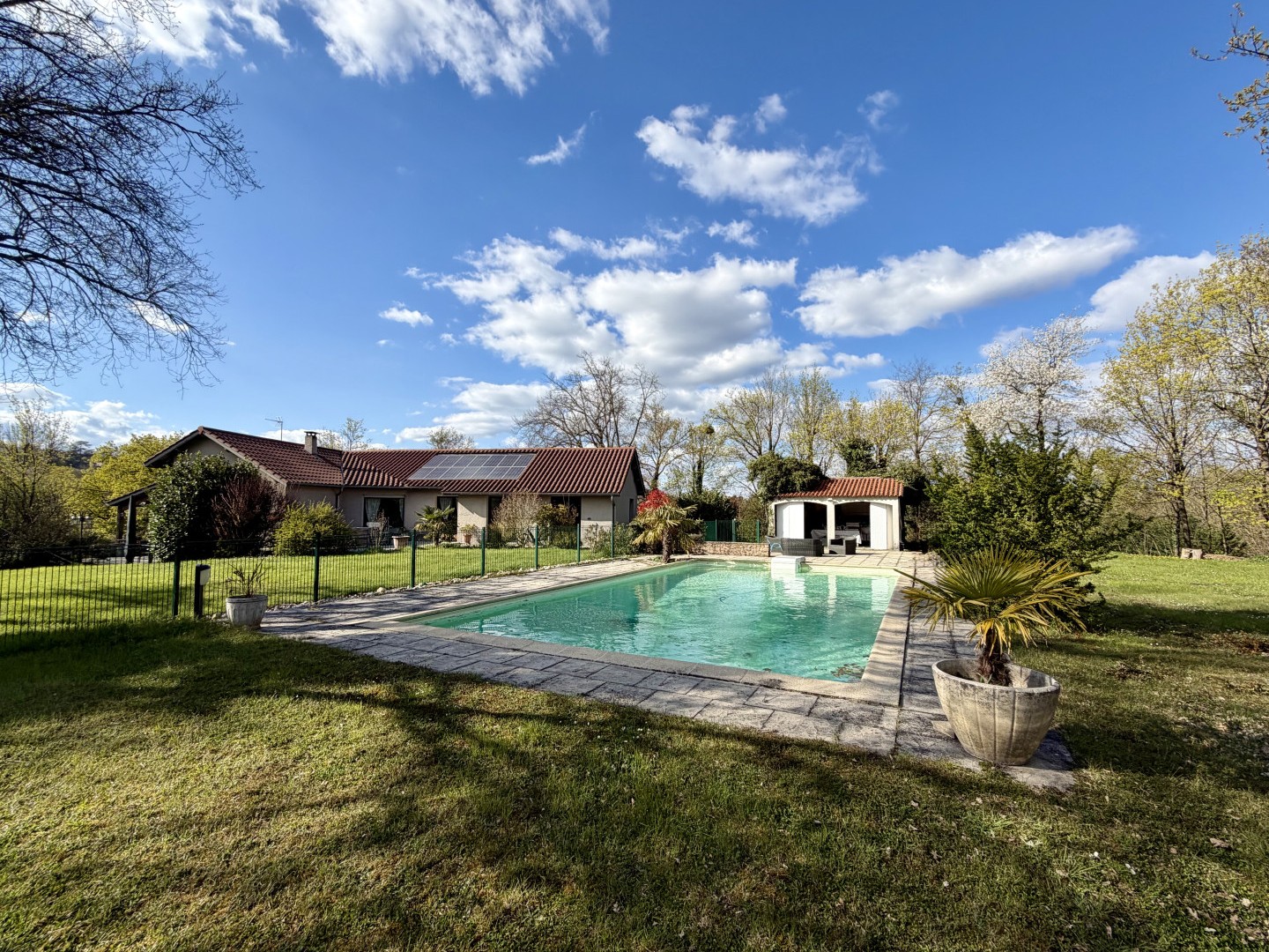 Villa familiale 8 pièces de plus de 190 m²