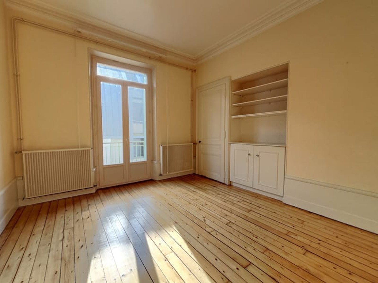 Appartement à vendre - 4 pièces - 106m2 - Aix-Les-Bains (73100)