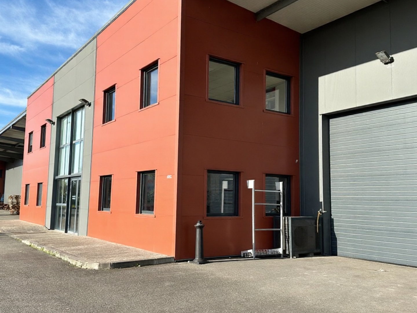 Local commercial 1200 m²