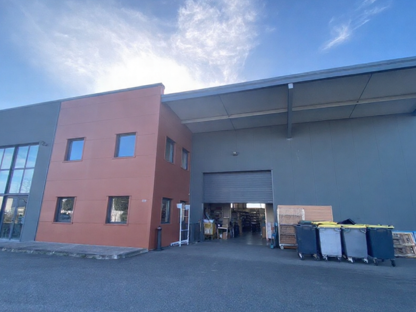 Locaux à vendre - 1200m2 - Gaillac (81600)