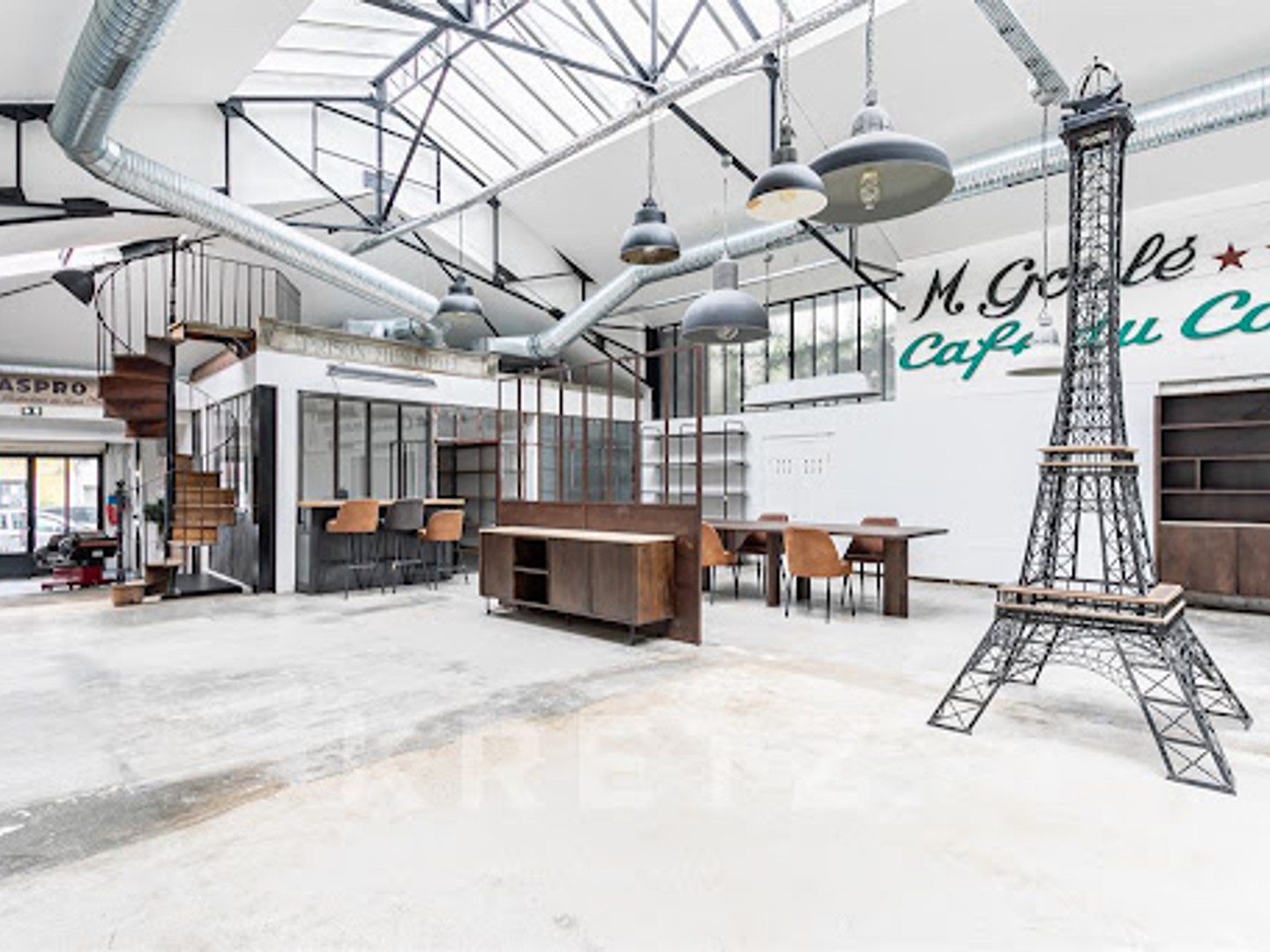 Maison 8 pièces 315 m²